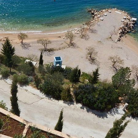 Seafront Apartments Nemira Омиш Экстерьер фото