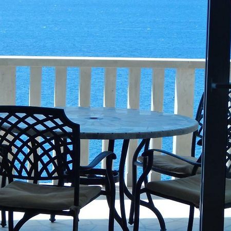 Seafront Apartments Nemira Омиш Экстерьер фото