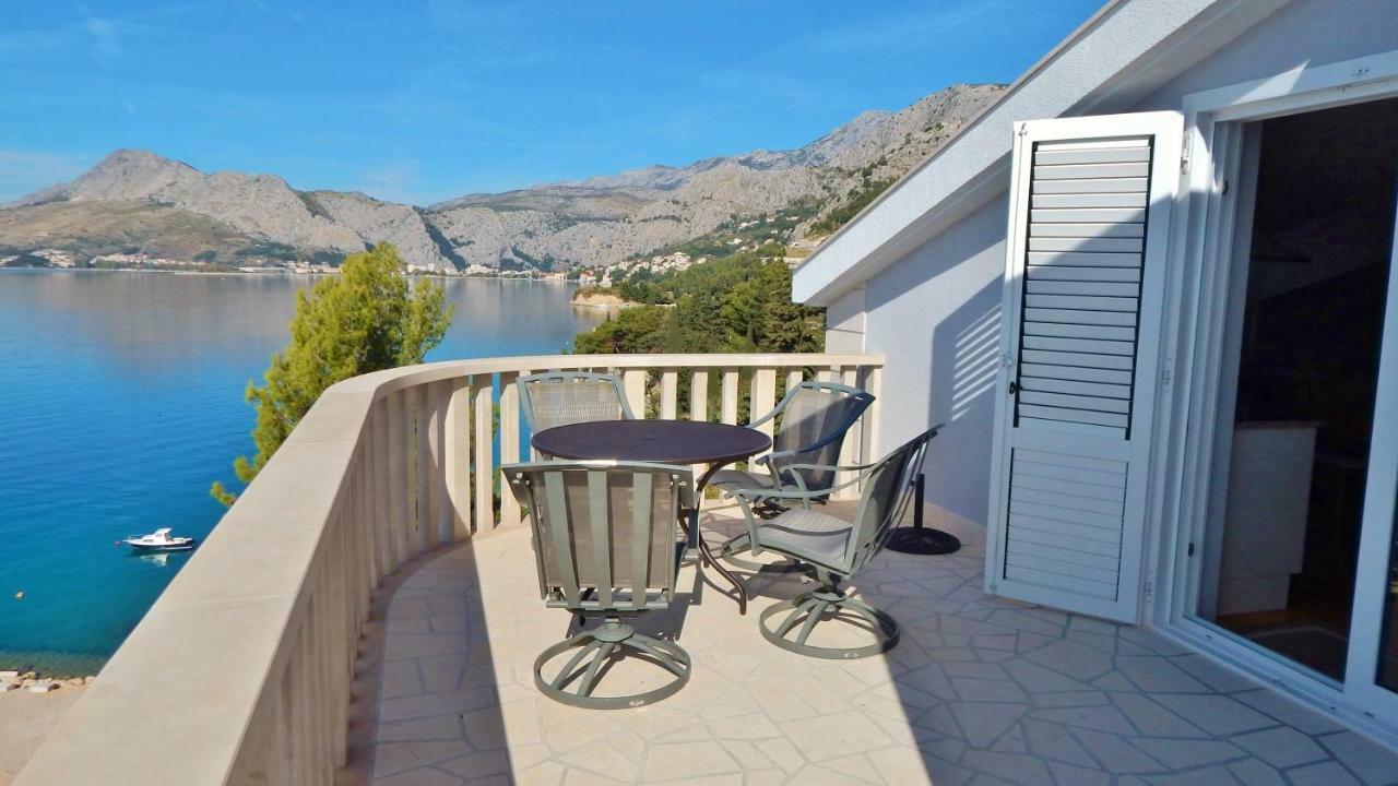 Seafront Apartments Nemira Омиш Экстерьер фото