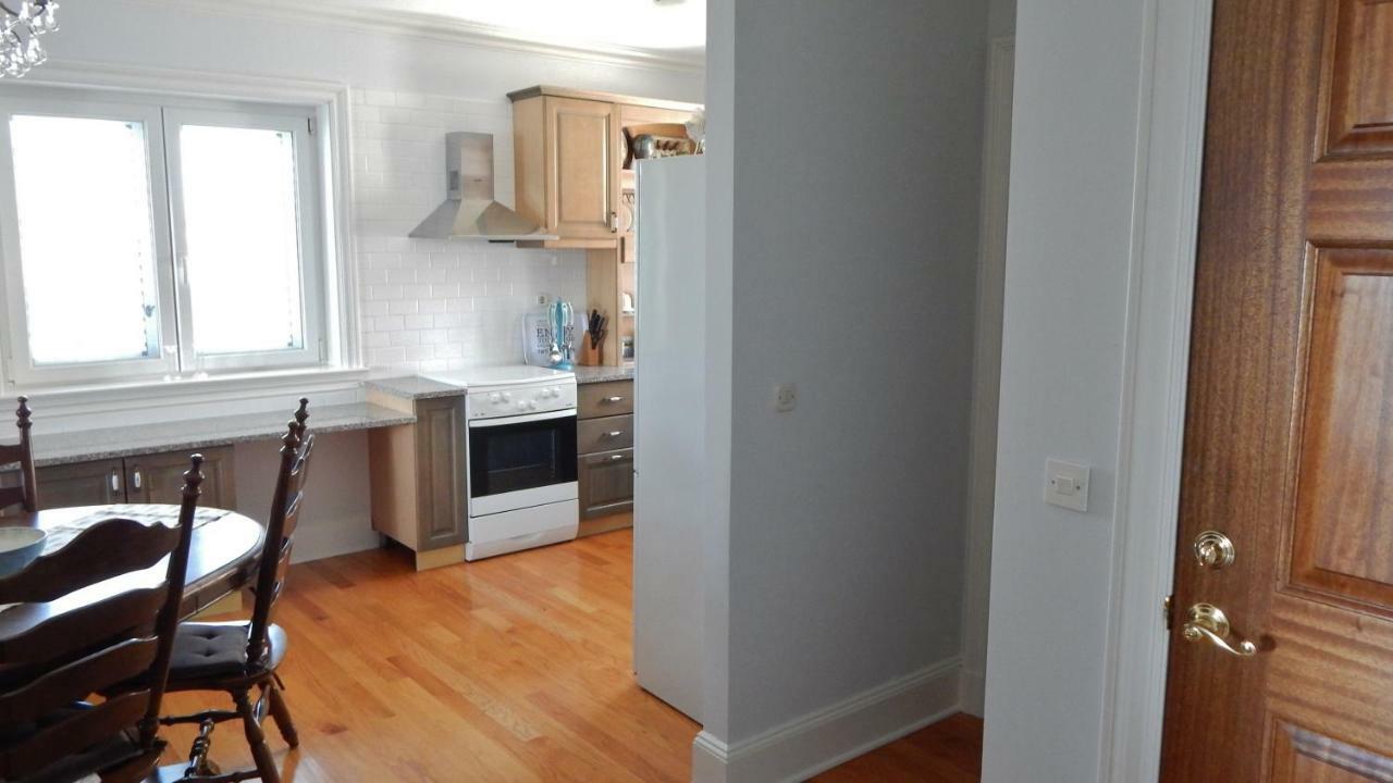 Seafront Apartments Nemira Омиш Экстерьер фото
